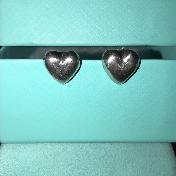 Tiffany and co heart earrings - Picture 4 of 4
